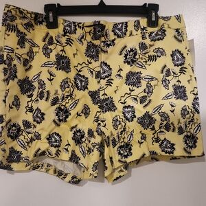 Attention Yellow and Black Cartoon Print Bermudas